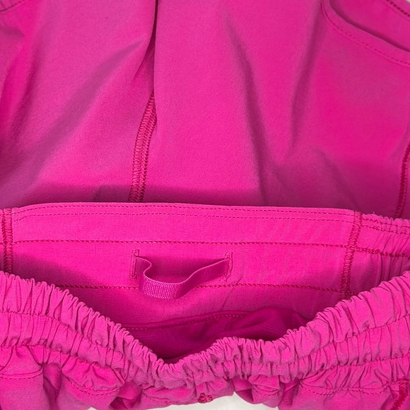 Lululemon Hotty Hot Low-Rise Lined
Short 4", Sonic pink, 0. - Picture 5 of 6